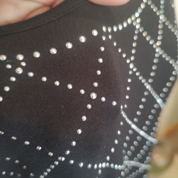 💥3/$20 Belldini Black Shirt Long Sleeve with Studded Pattern - Picture 3 of 9